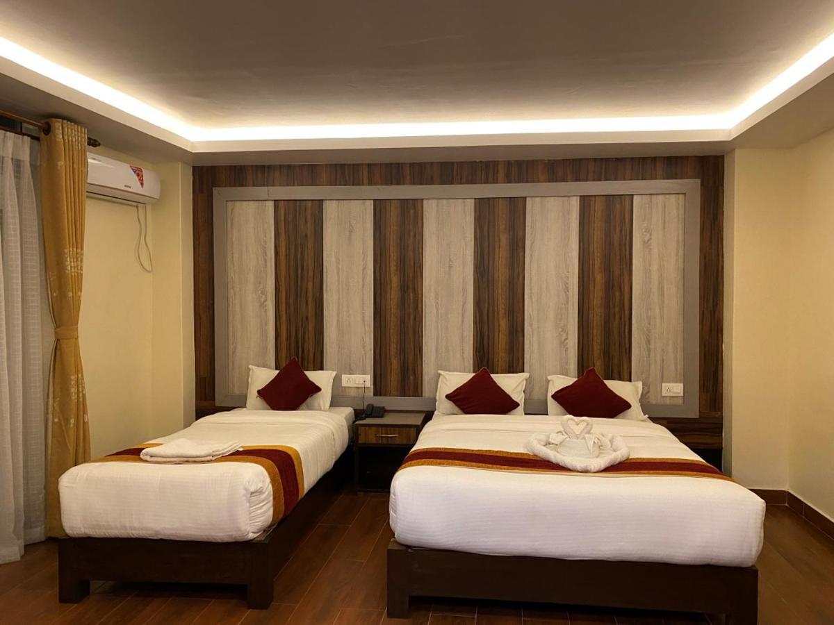 Hotel Murano Pokhara Exterior photo