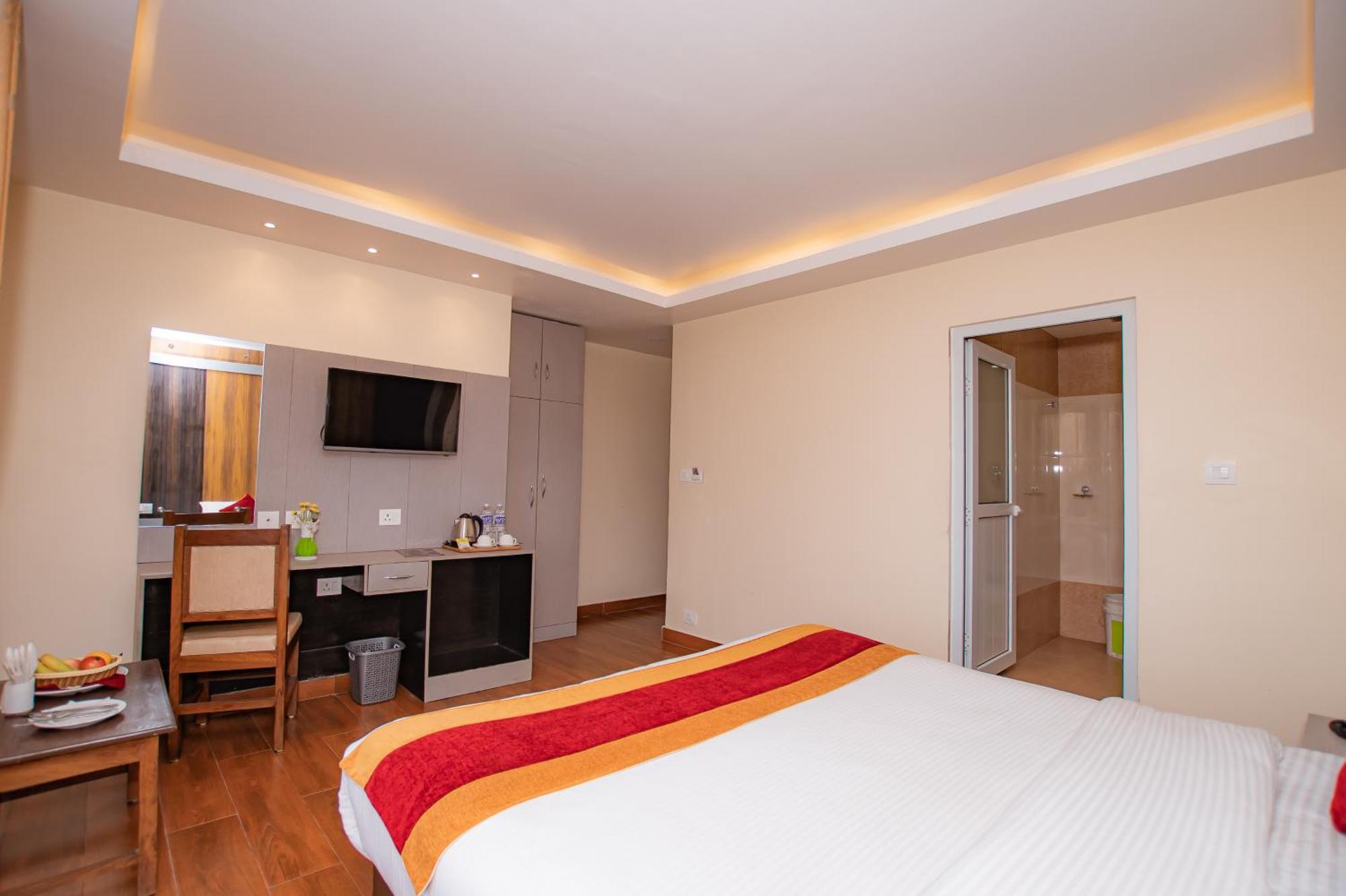 Hotel Murano Pokhara Exterior photo