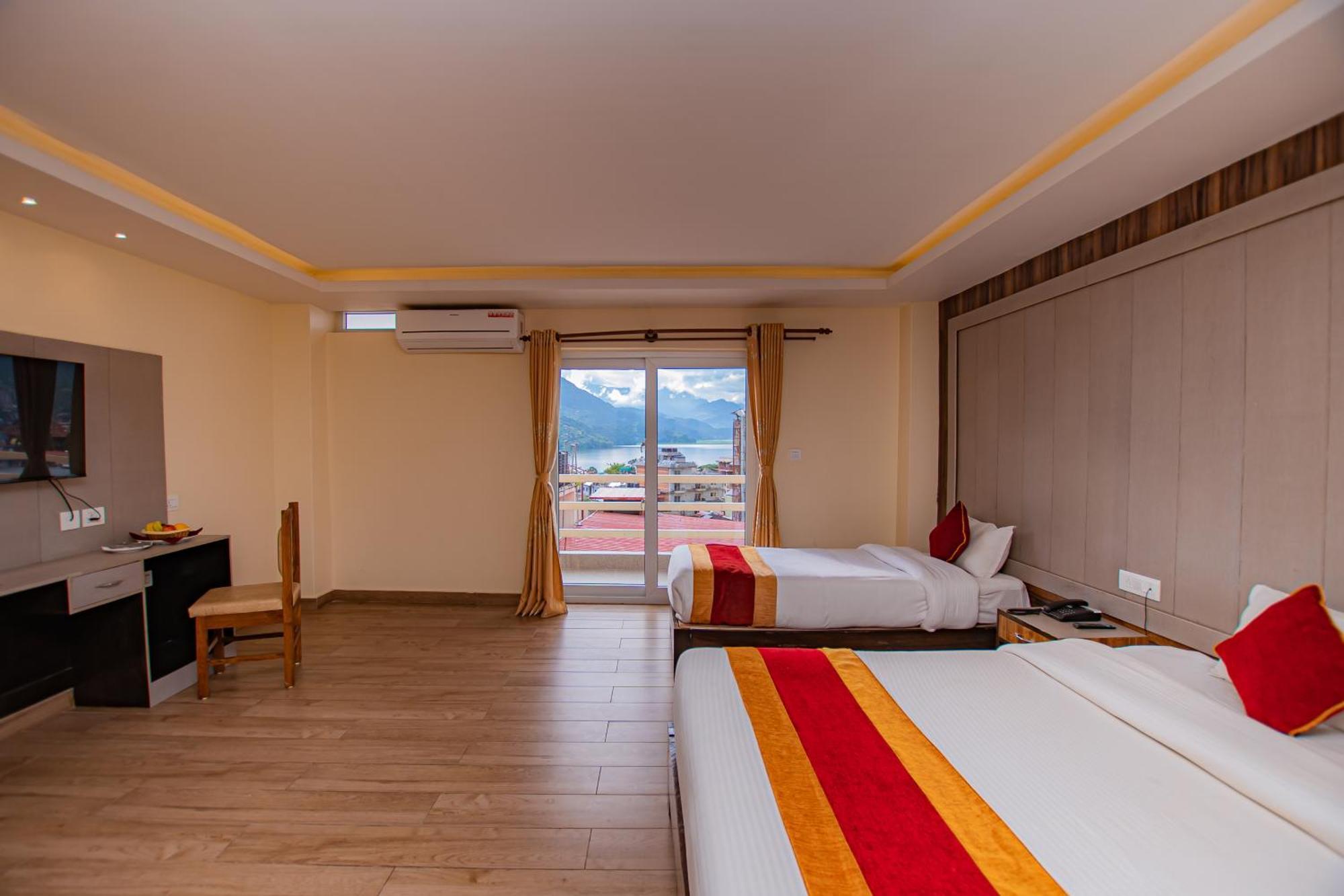 Hotel Murano Pokhara Exterior photo